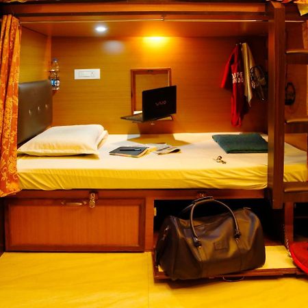 Swapnanivas A/C Dormitory Tirupati Buitenkant foto