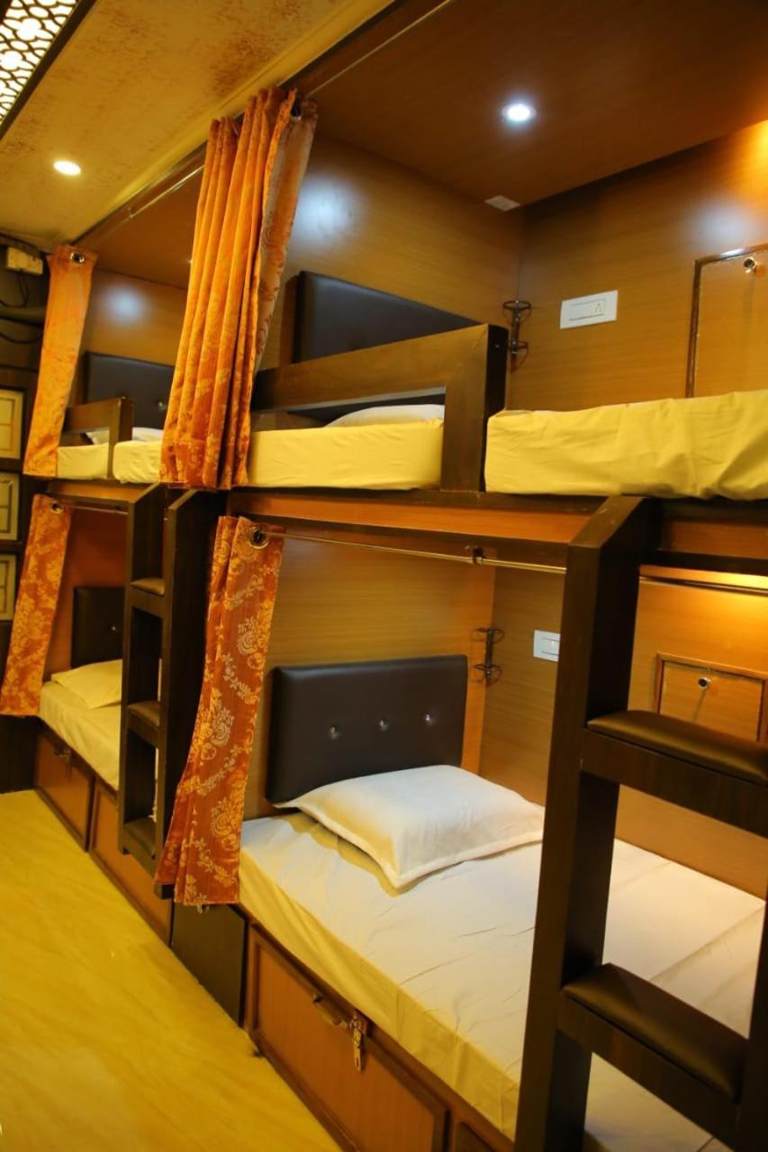 Swapnanivas A/C Dormitory Tirupati Buitenkant foto